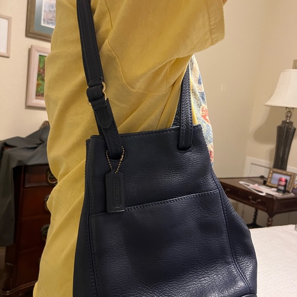 Coach Midnight Blue Leather Shoulder Bag Vintage from the 90’s - Picture 3 of 11
